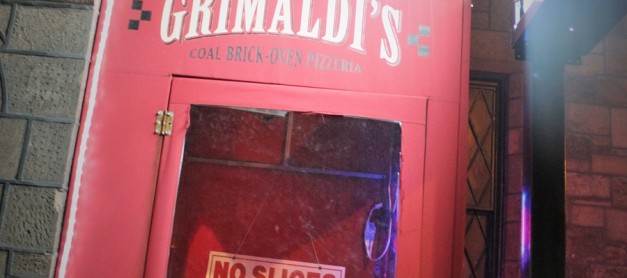 석탄오븐에 구워낸 맛있는 피자 : 맨해튼 그리말디 해외 직구로 구매해 보자.