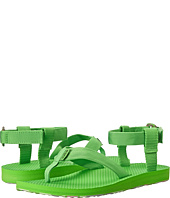 스포츠 샌들 전성시대! 테바 샌들 세일 상품들 (육피엠)